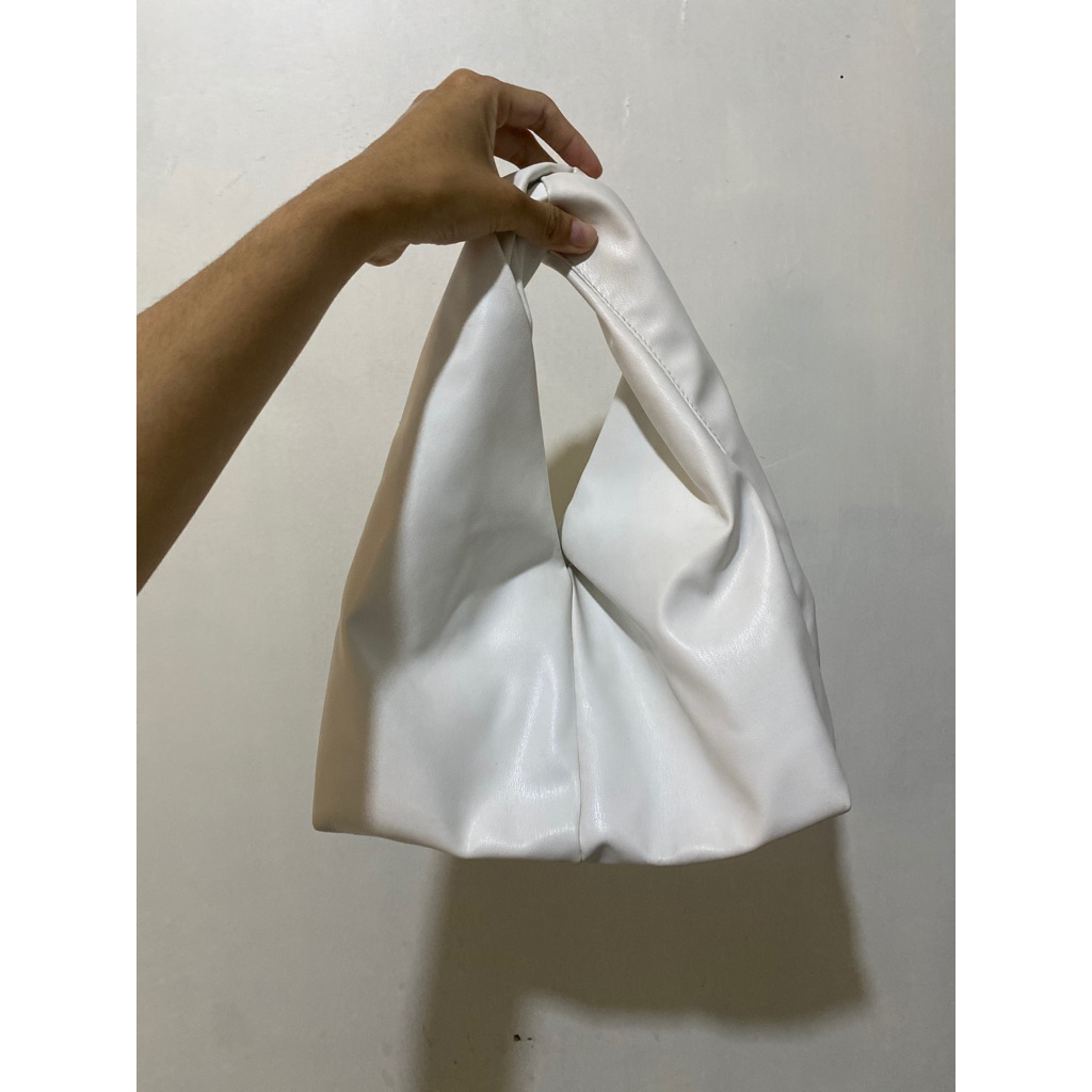 tas tanfan kulit putih