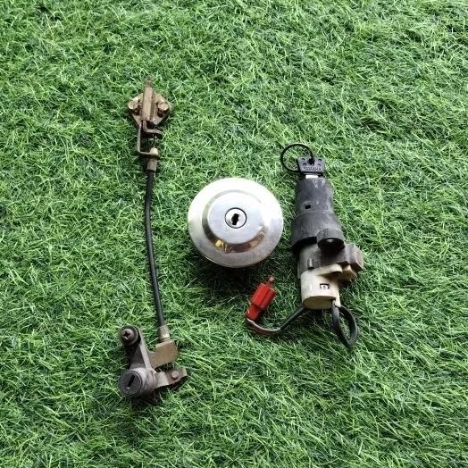 Kontak kunci set Yamaha vixion old original copotan