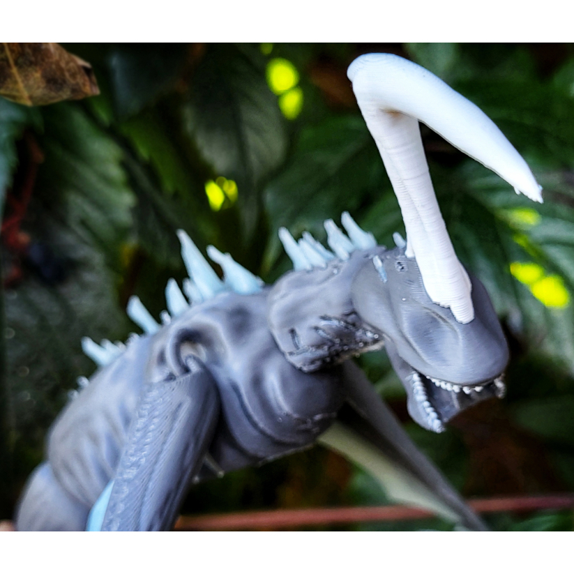 Mainan Figure Articulated Silence Leviathan Subnautica – Monster Laut Artikulasi Koleksi