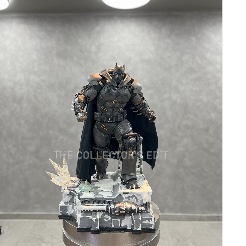 Special Batman Comics Battle Damage 80cm Action Figure