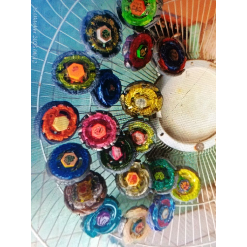 Take all 19 gangsing Beyblade metal harga 250rb