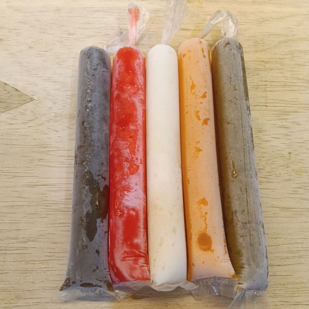 Es Ganepo / Es Lilin