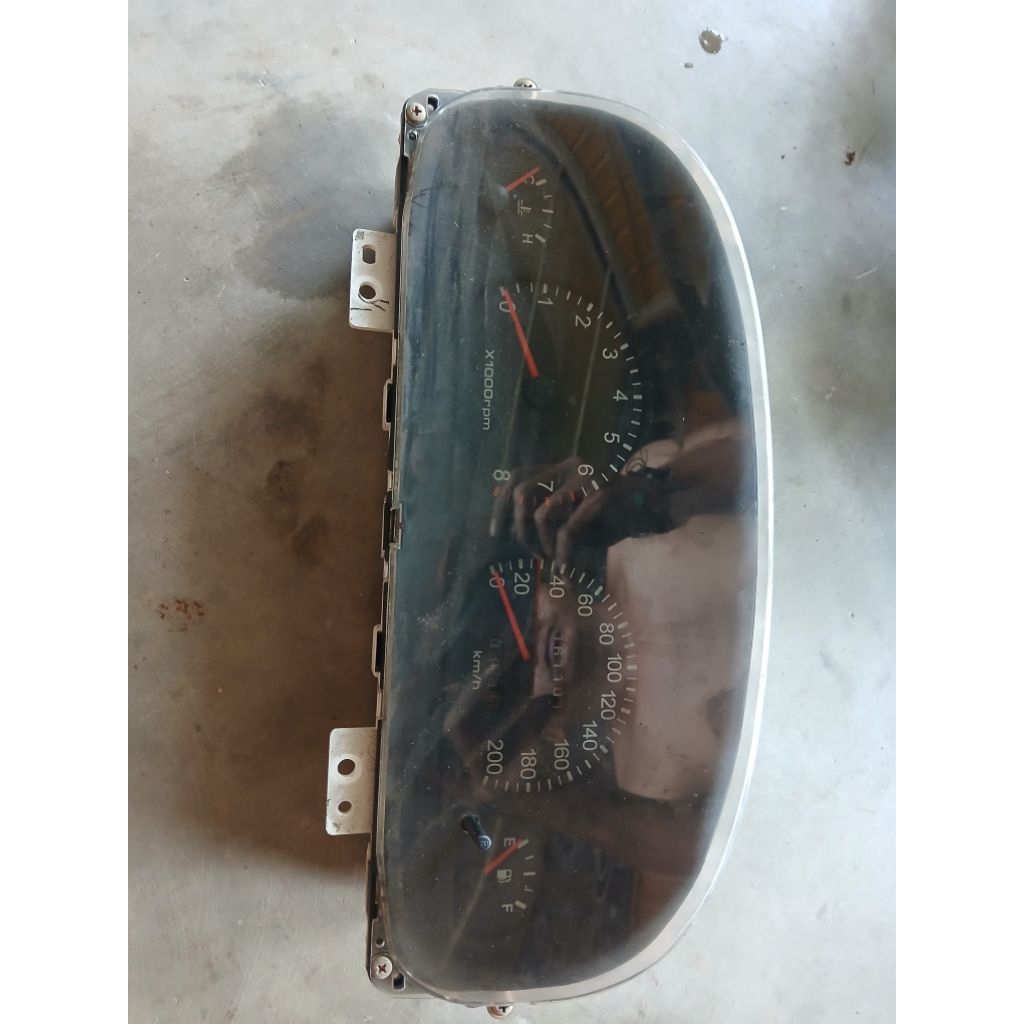 speedometer KIA Carnival bensin matic