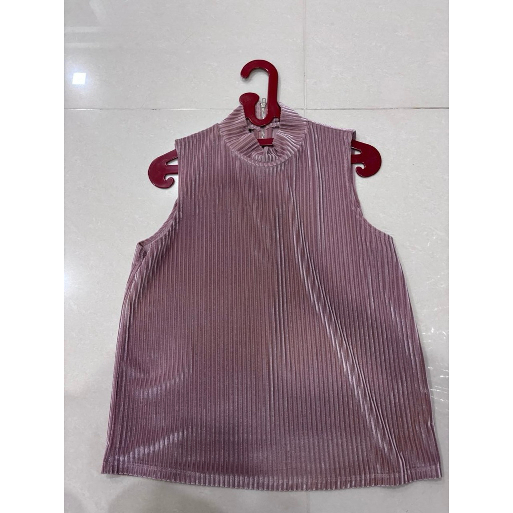 Baju Atasan Iora Wanita