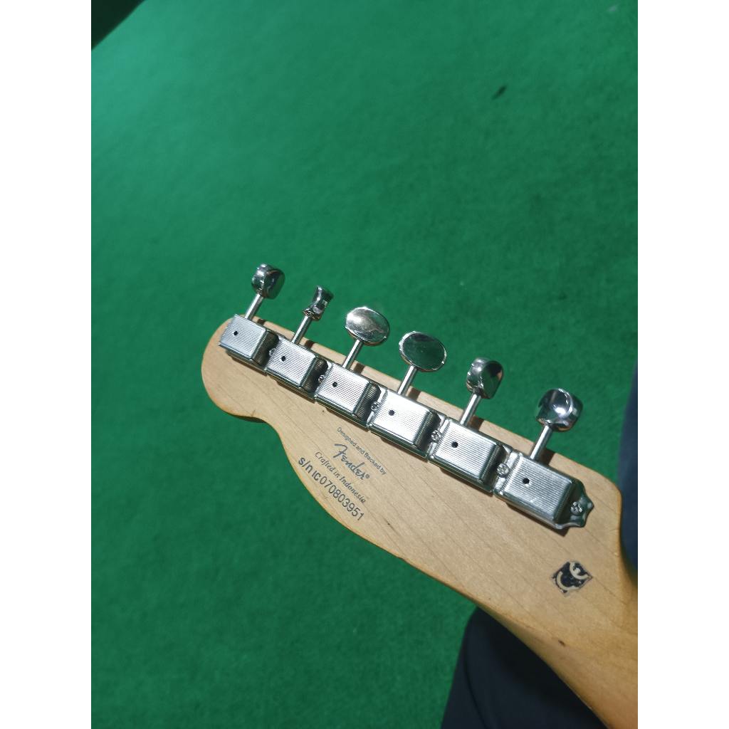 Neck squier standard series