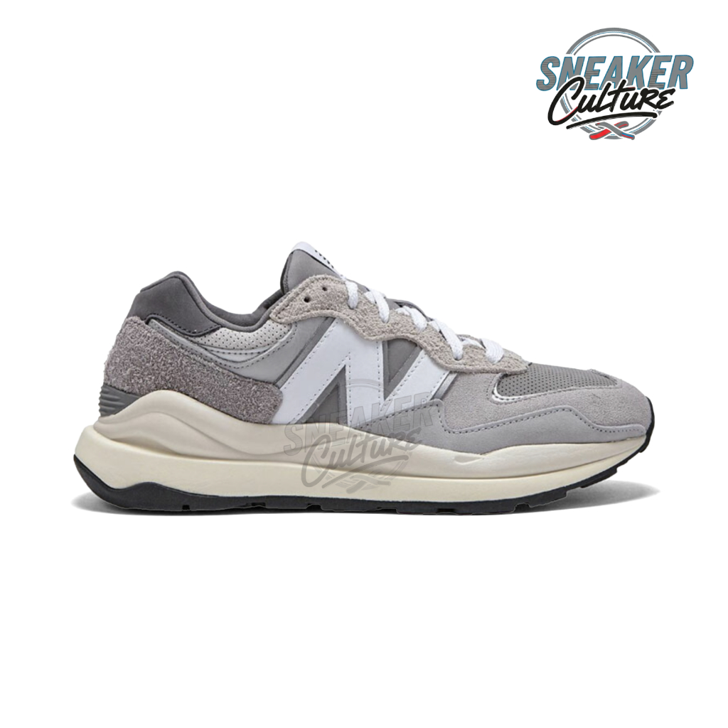 SneakerCulture. - Sepatu NB 57 40 GreyWhite GreyDay Sneakers Authentic