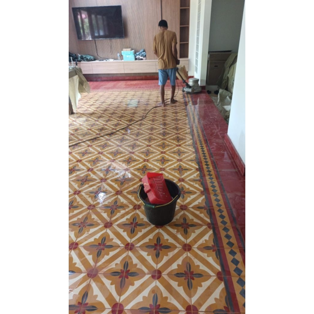 Poles Tegel/Ubin Jadul