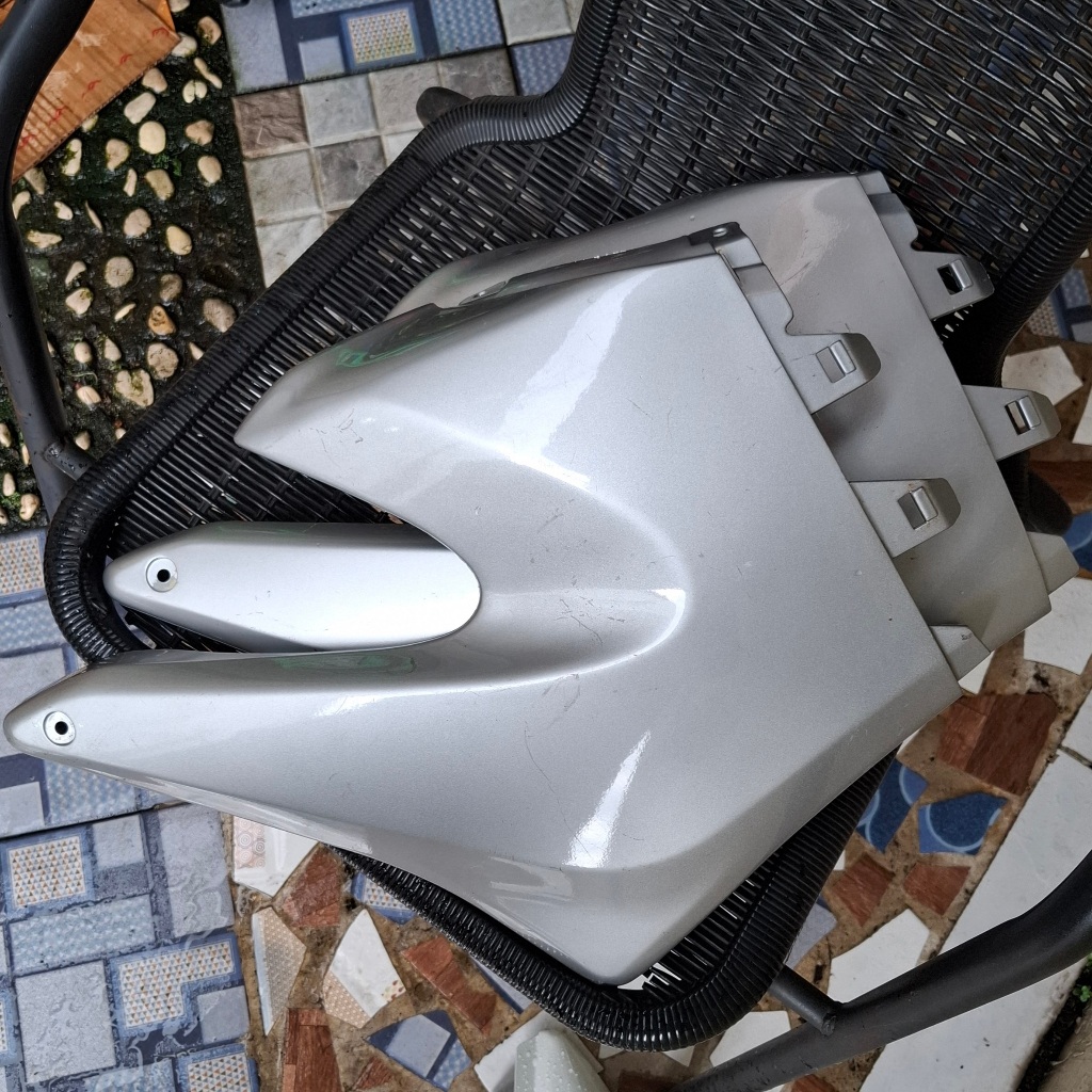 Fairing sayap tangki suzuki FXR 150 original sebelah kanan saja