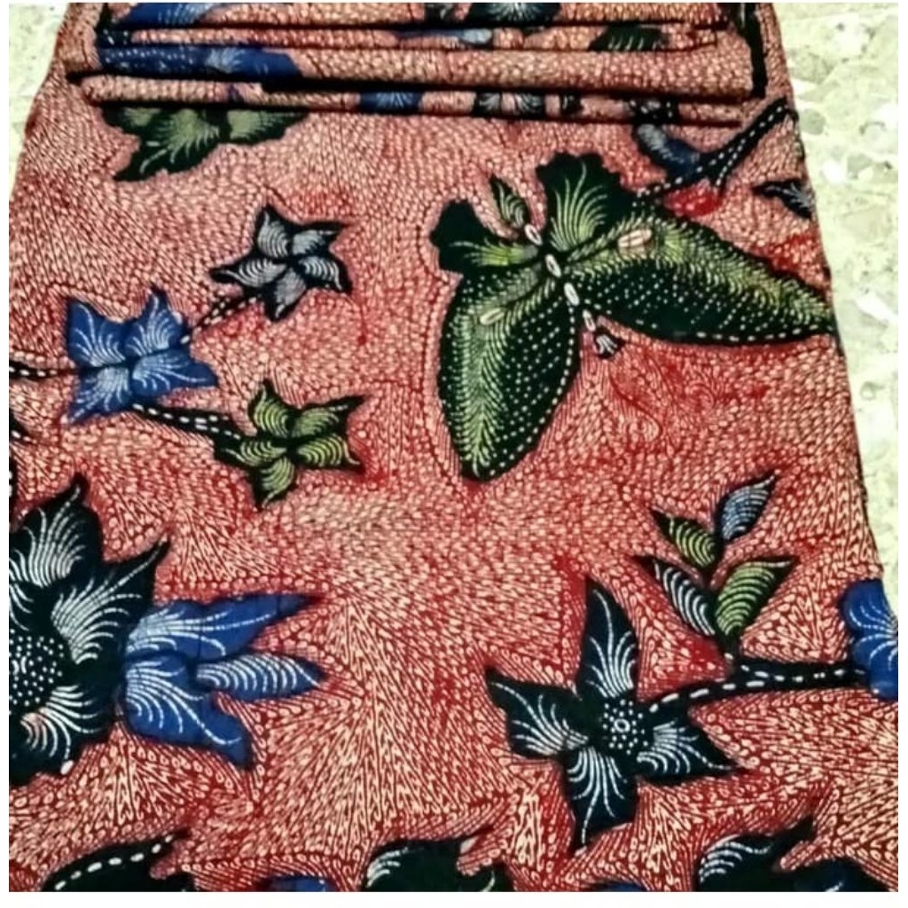 Batik tulis sarimbit motif oget