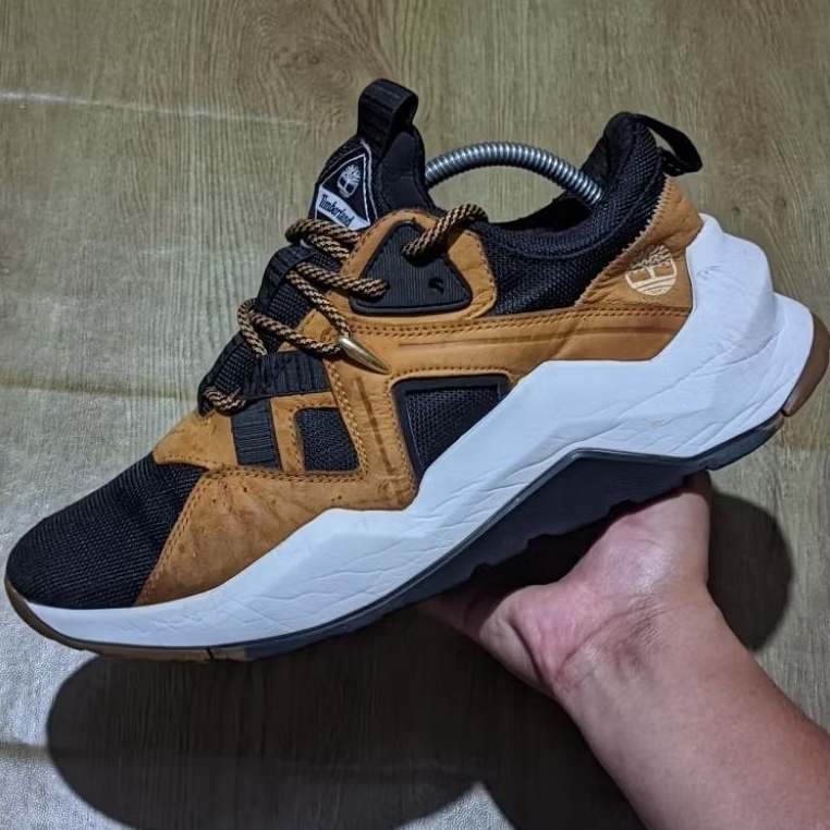 SEPATU OUTDOOR TRAIL RUN TIMBERLAND