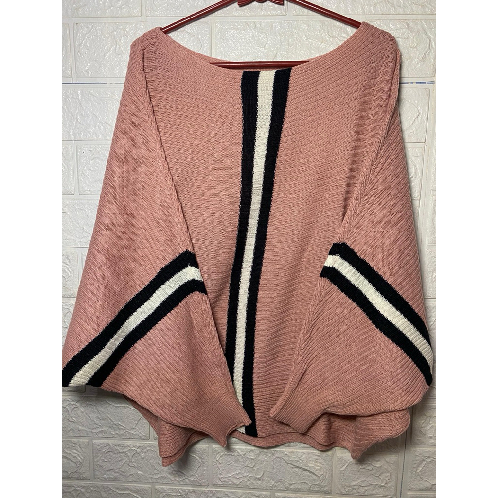 Preloved Batwing blouse rajut garis oversize