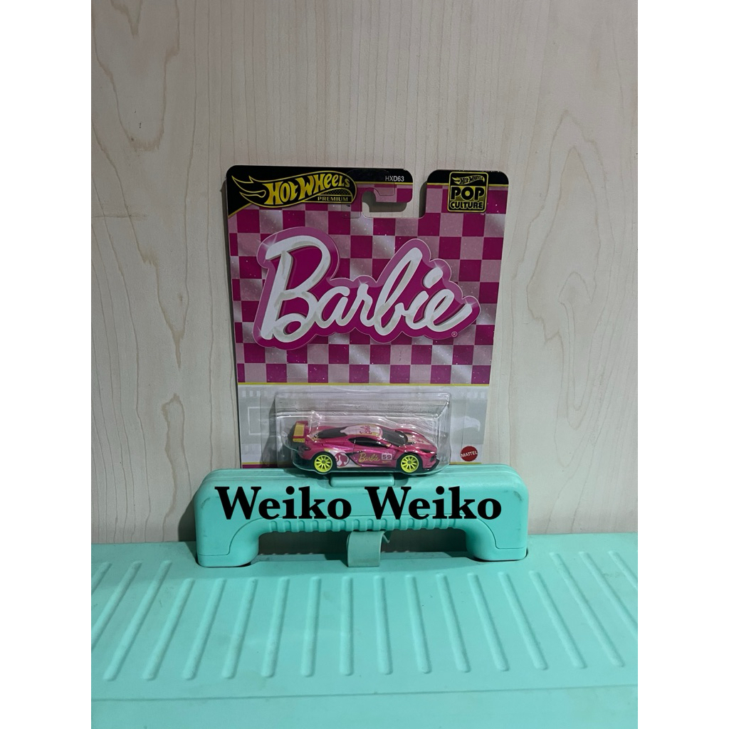 hotwheels premium barbie corvette C8.R