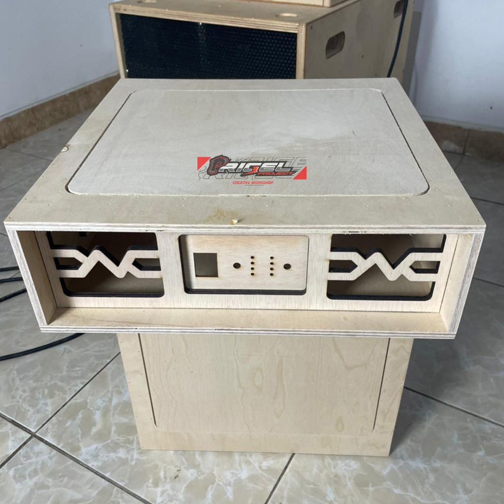 Box Power 10 A  Ukuran 40 x 40 x 12,8 CM Set Panel + Plat Triplek 9 mm Pengerjaan CNC