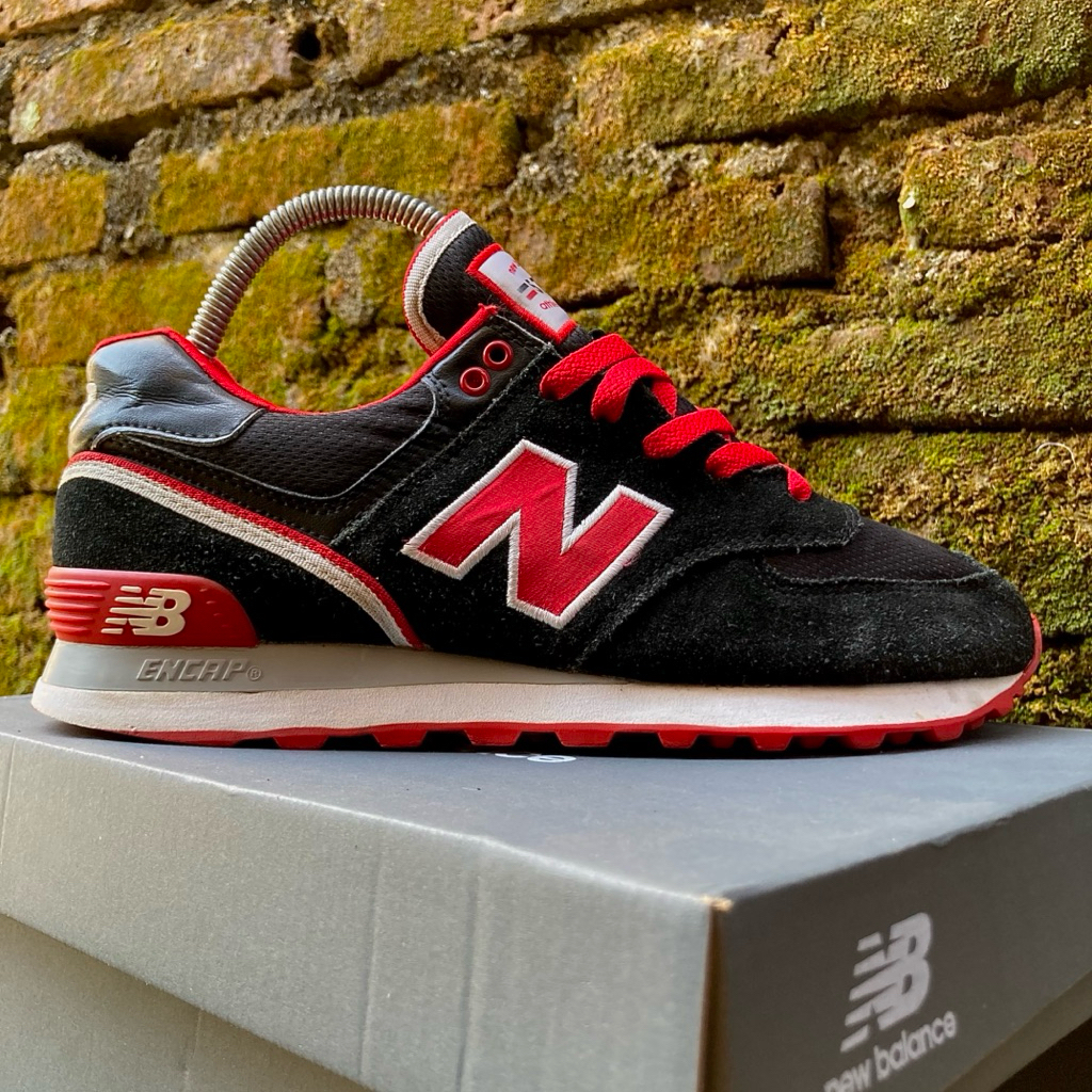 NB 574 Classic Stadium Jacket Size 40 Authentic