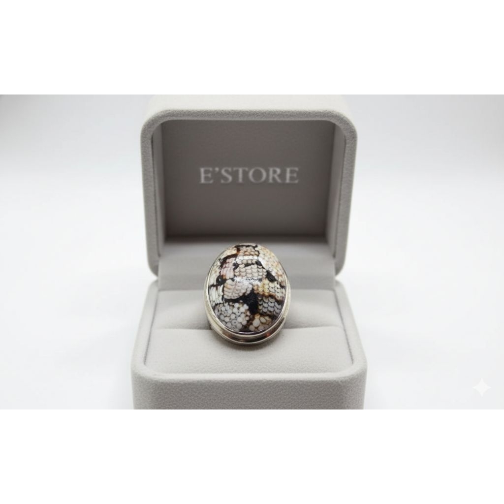 cincin sisik ular madura