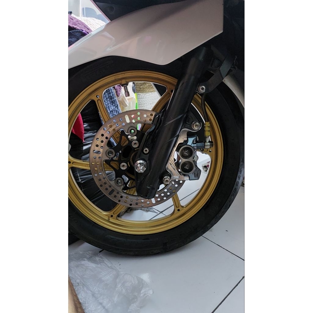 breket + kaliper tracktion