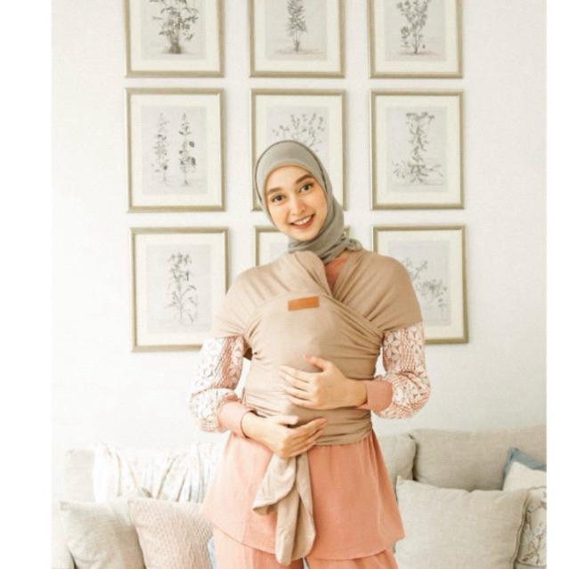 Gendongan mshaped by dwihanda preloved