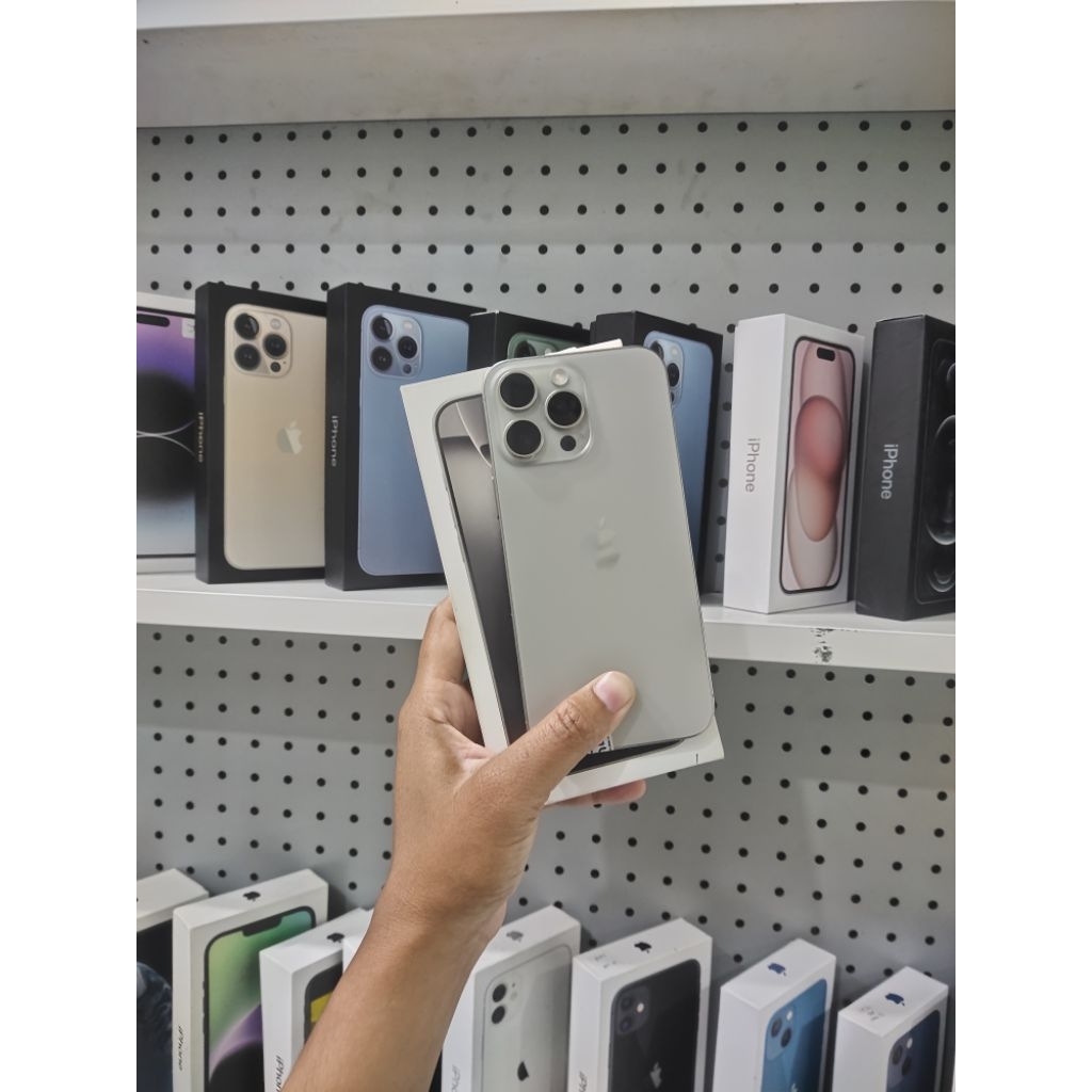 IPHONE 16 PRO MAX 256 SECOND RESMI FULLSET