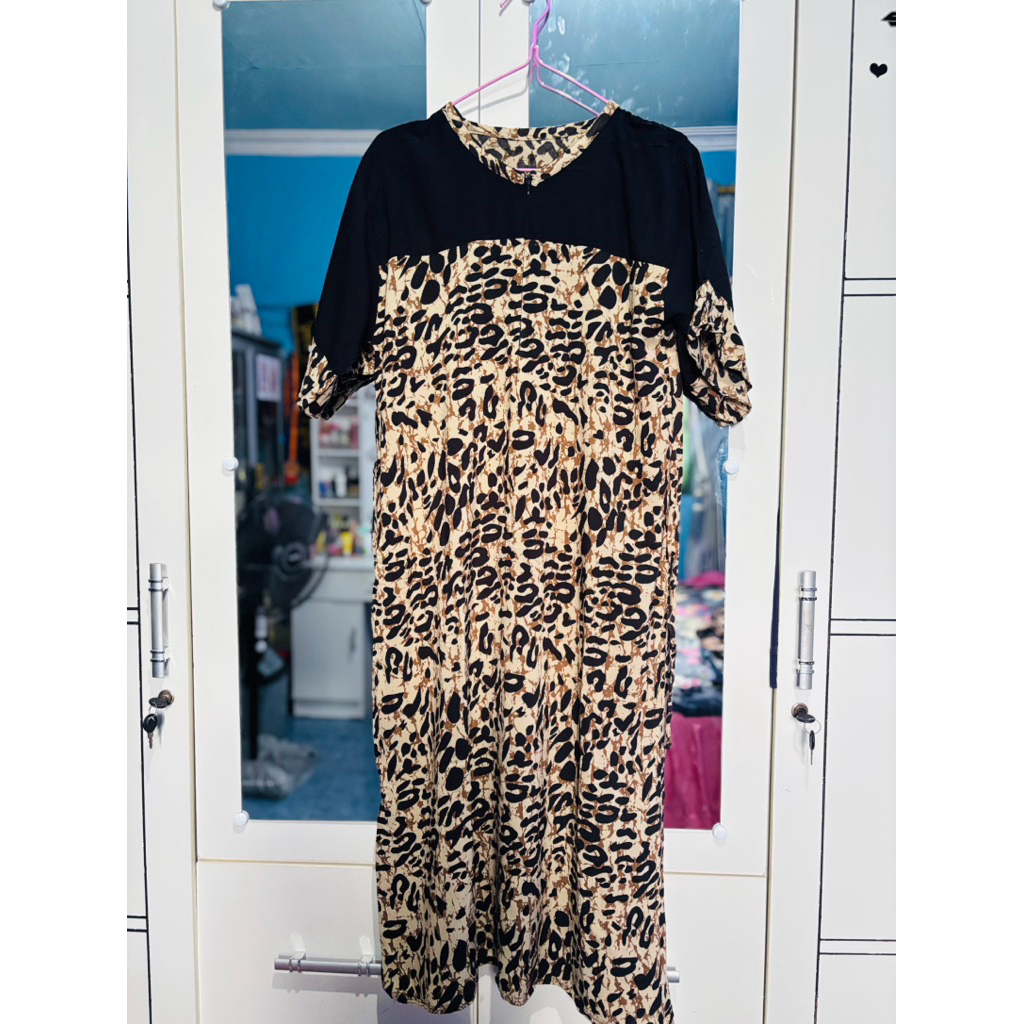 Daster leopard busui pekalongan wanita kekinian bahan rayon tebal adem warna hitam leopard  tangan r