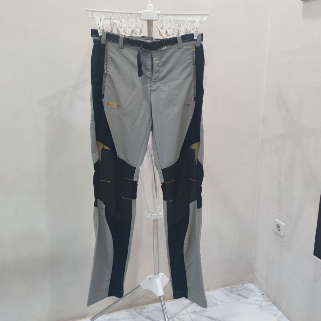 Celana Eider Xenium Series (size 31-32) FREE  Ikat pinggang outdoor BRAND 