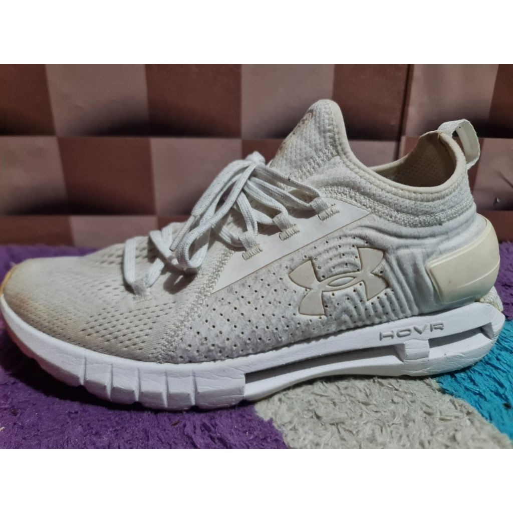 sepatu sneaker under armour Machina UA Bluetooth aktif original preloved