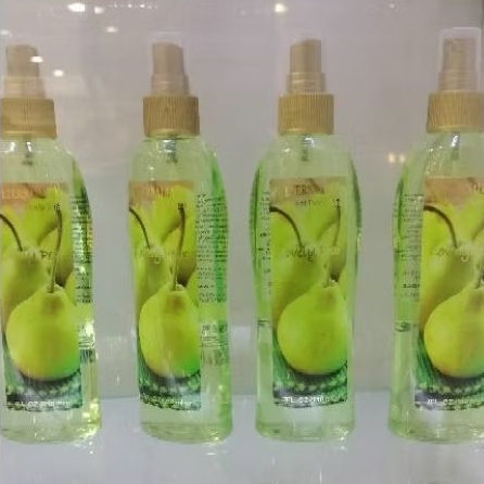 Eternally Body Mist Lovely Pear