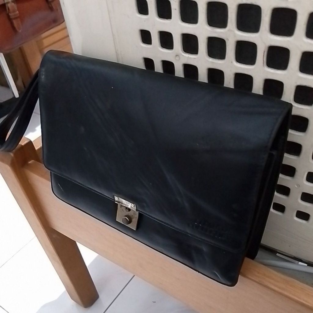 Hand Bag Clutch Kulit Asli ELCANTO COLL...