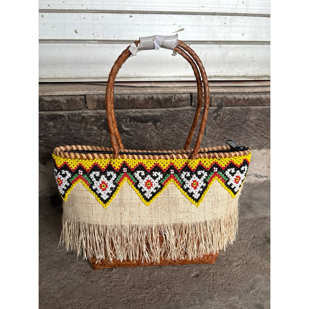 Tas rotan manik bervariasi ulat doyo(serat kayu)