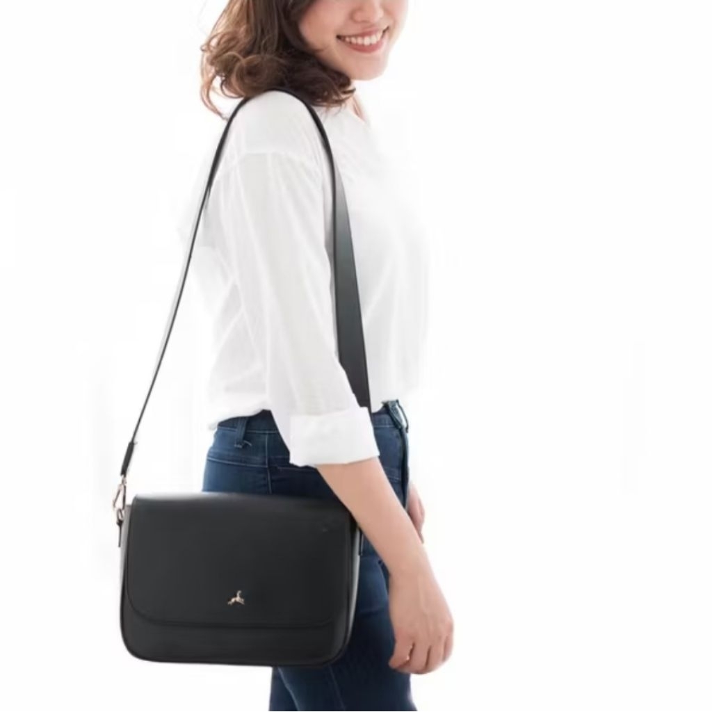 Povilo Nomi Sling Bag
