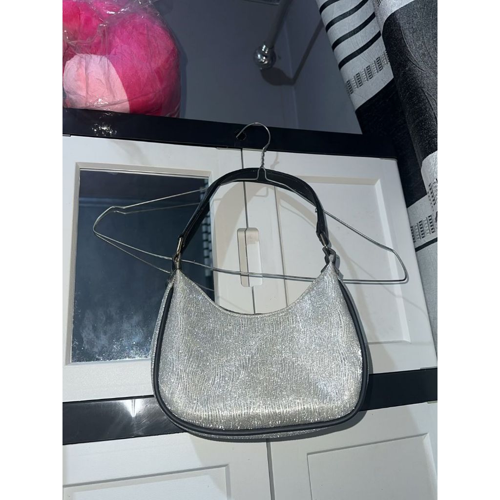 TAS PRELOVED SILVER LUCUKK