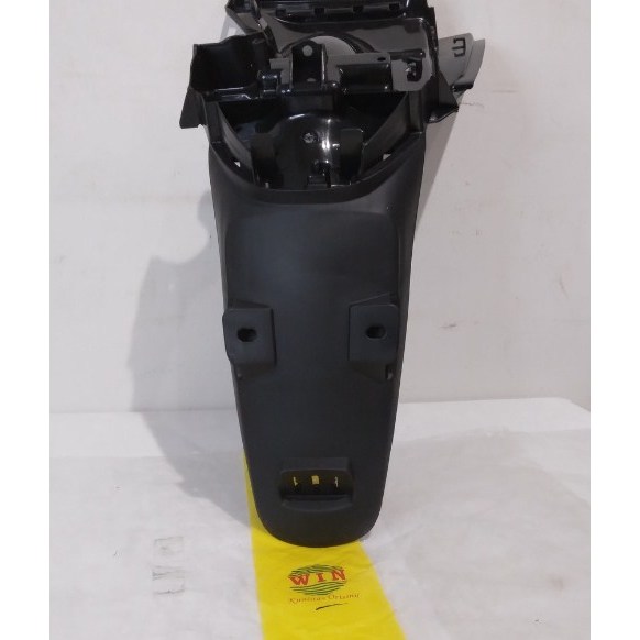 SPAKBOR BELAKANG SCOOPY FI 2017 WIN