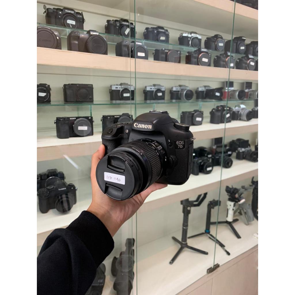 CANON 7D + LENSA KIT 18-55MM