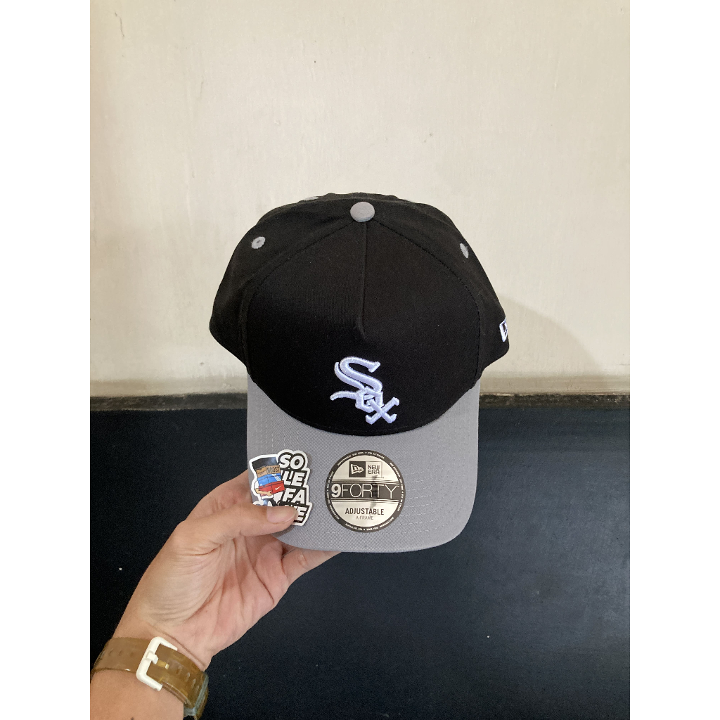 TOPI NE 940AF SNAPBACK X MLB CHICAGO WHITE SOX TWO TONE BLACK GREY ORIGINAL NO BOX