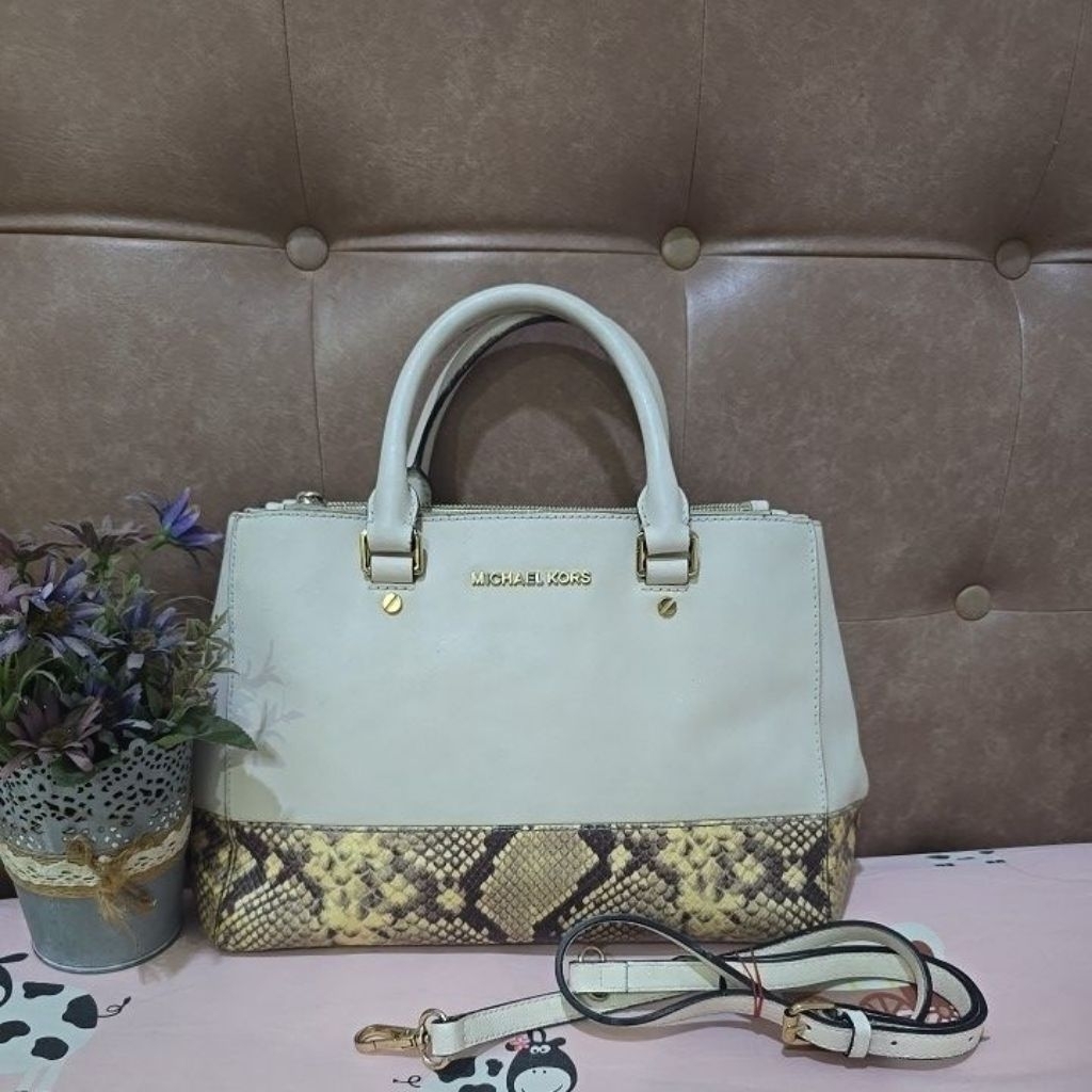 Tas.aku-pl tas handbag MK snake pattern -off white (preloved)