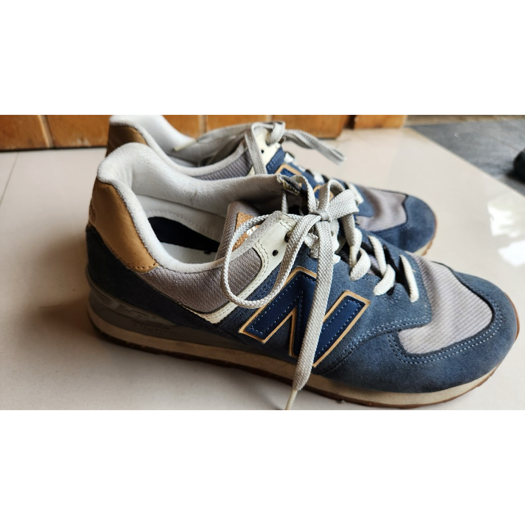 New Balance 574 Preloved