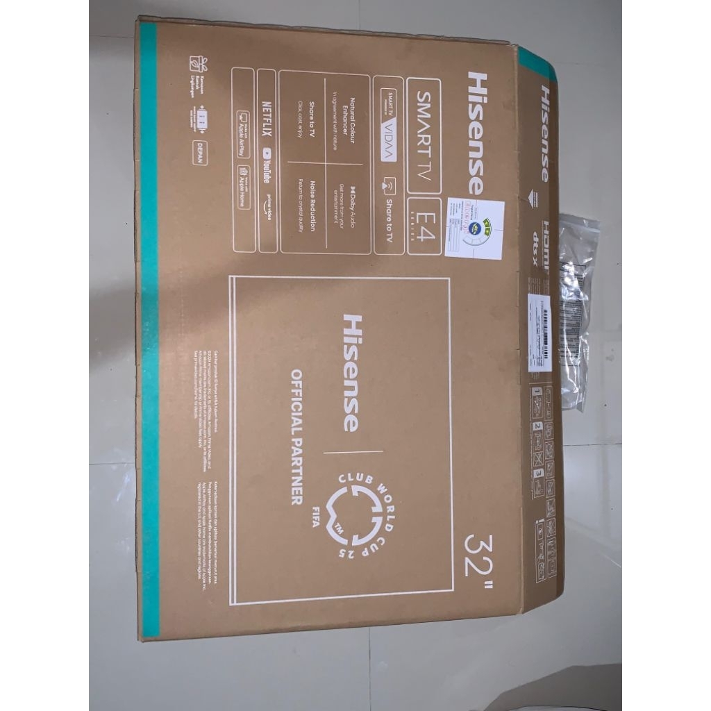 Hisense 32E4H SMART TV LED 32 Ince -BARU-
