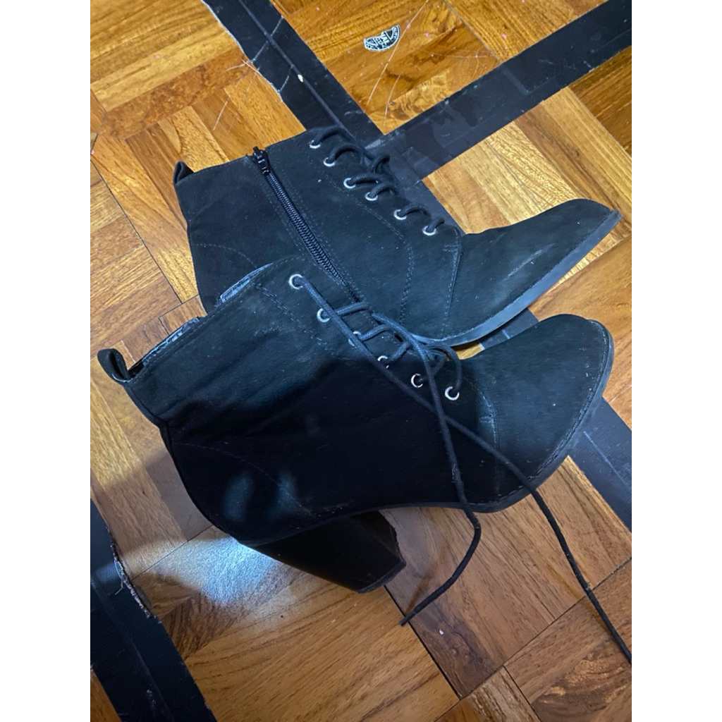 American Eagle Boots