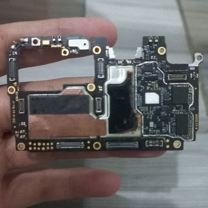 mesin realme 8 pro ram 8 mati stelah disevice ic sinyal