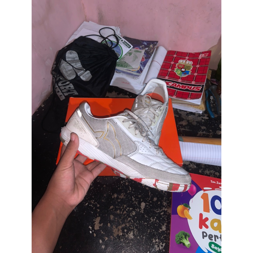 LINK CO SEPATU ORTUS JOGOSALA VANQUISH