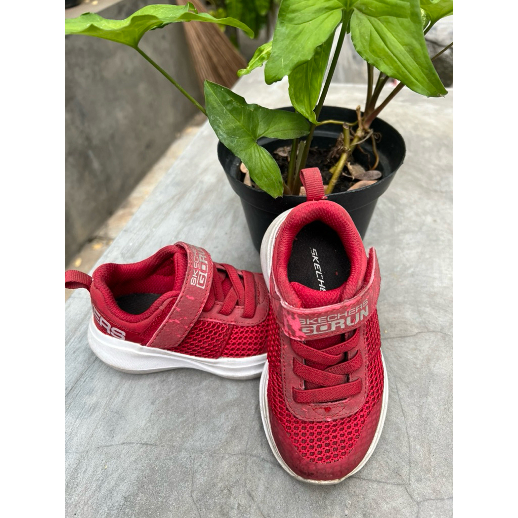 sepatu skechers preloved anak