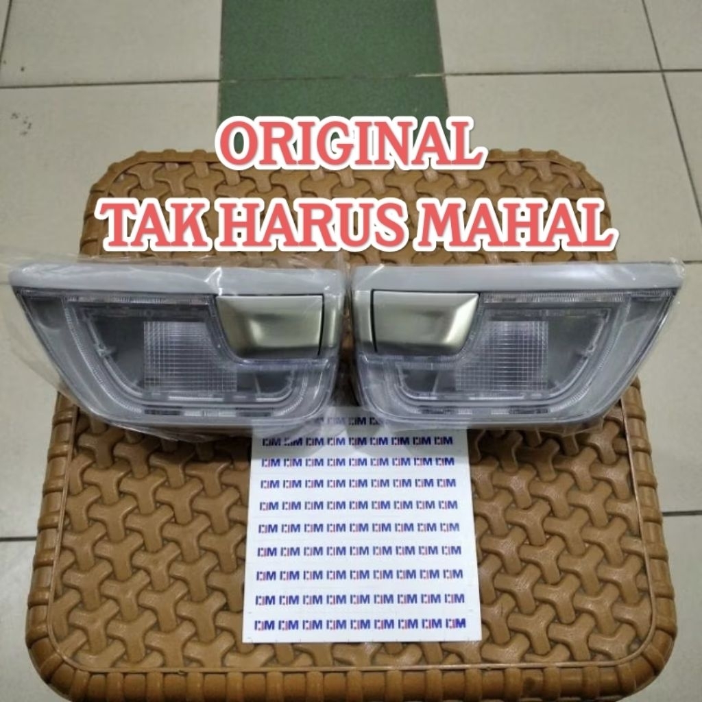 Lampu Plafon Atas Pintu Innova Reborn tipe V - Q - Venturer