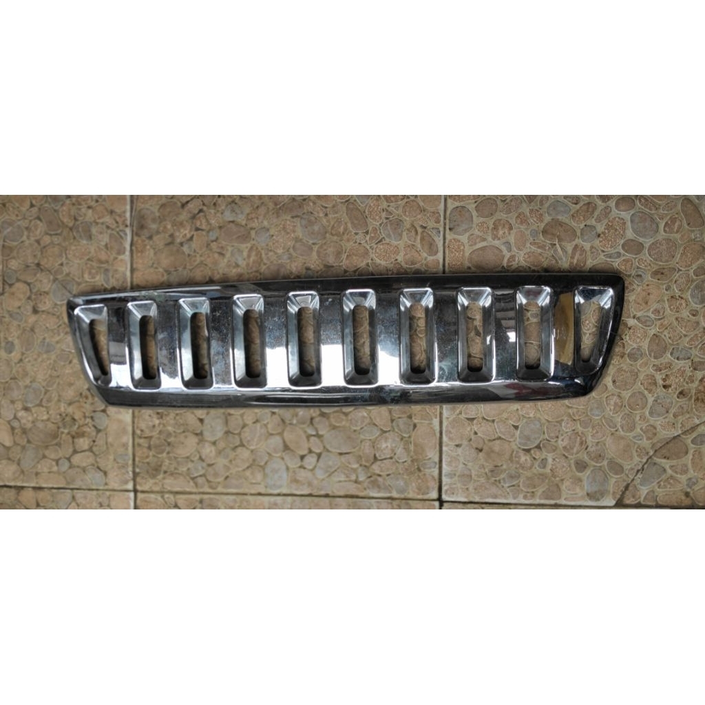 grill rush terrios 2007-2011 original