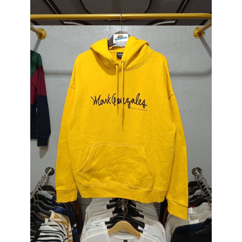 Hoodie Mark Gonzales