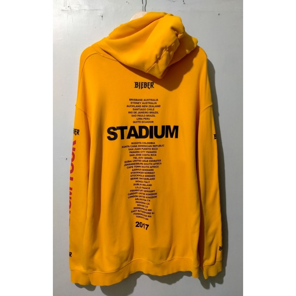 Stadium Justin Bieber Pernah Dipakai Hoodie