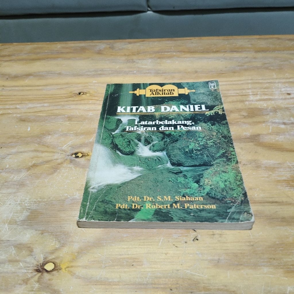 Buku Tafsiran Alkitab Kitab Daniel