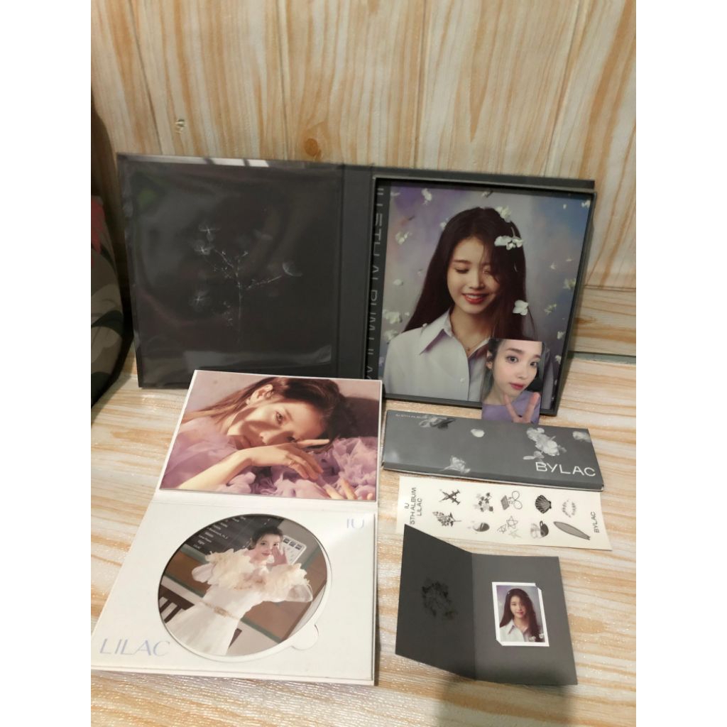 Album Lilac IU - Bylac
