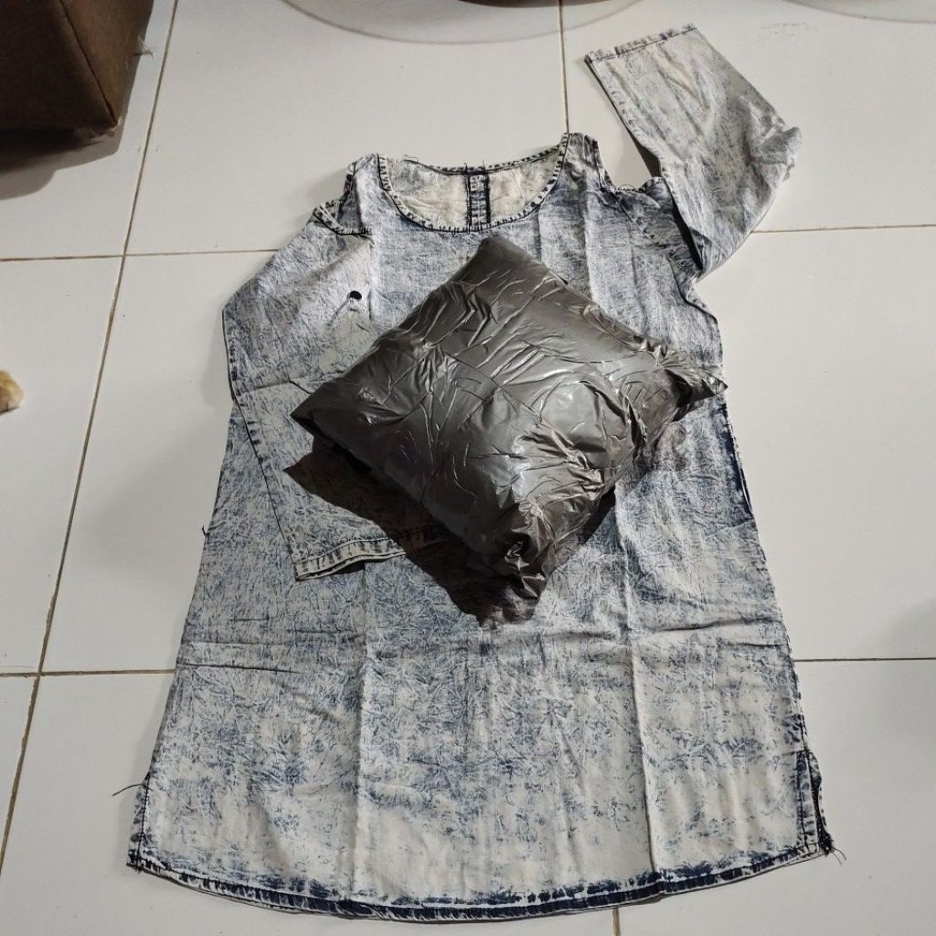 dress jeans (preloved)