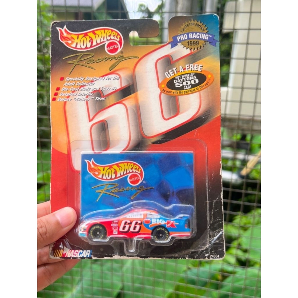 Hot Wheels Pro Racing Nascar Ford Taurus Kmart Card 1999
