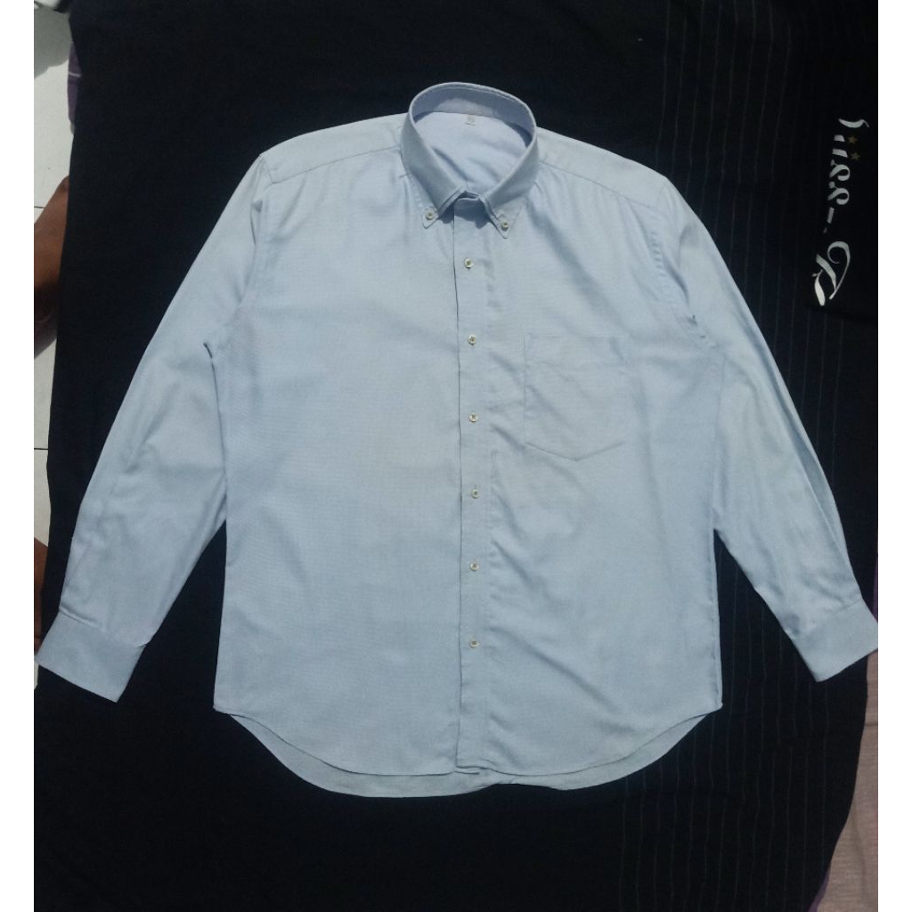 Kemeja Uniqlo sz XL/XXL