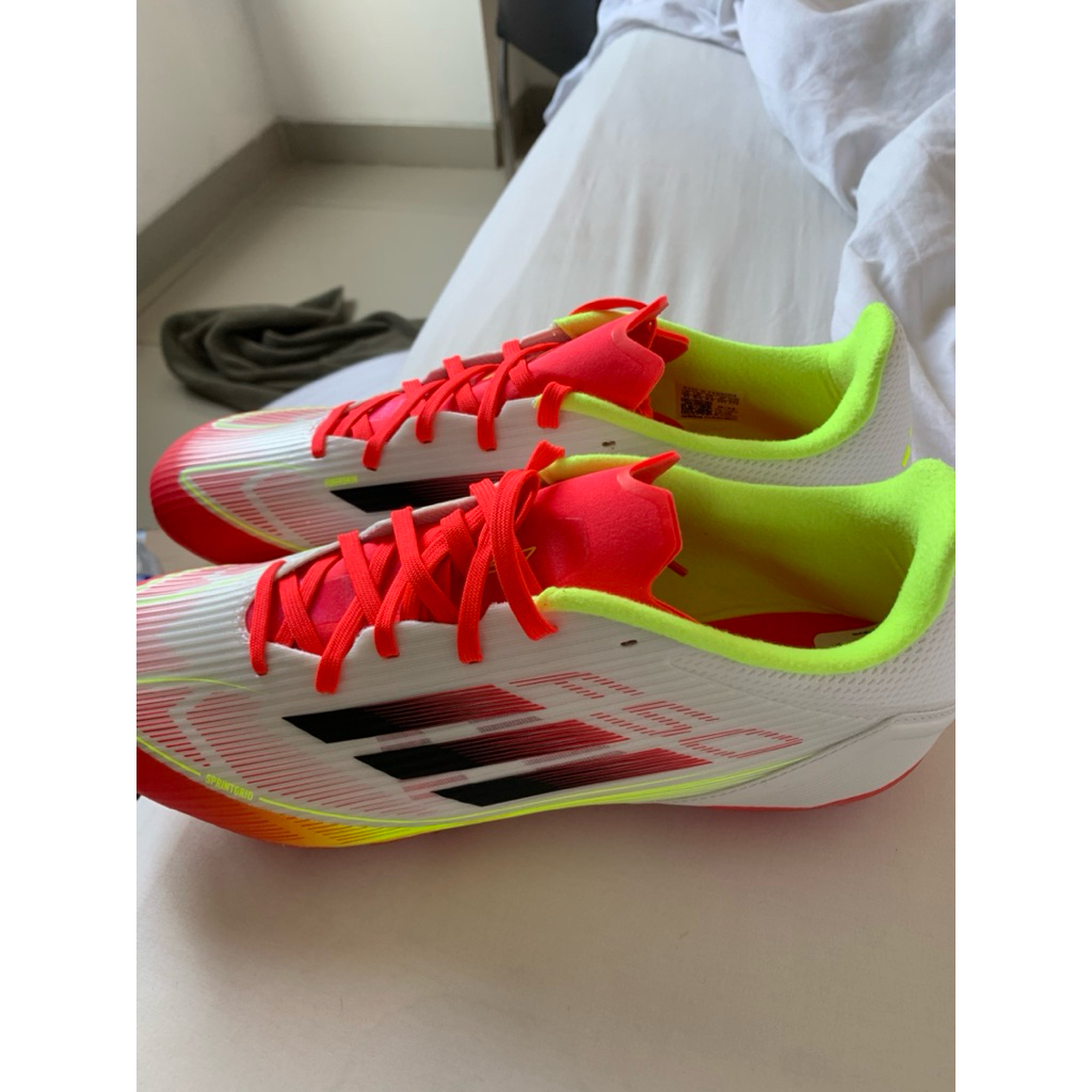 Adidas F50 League